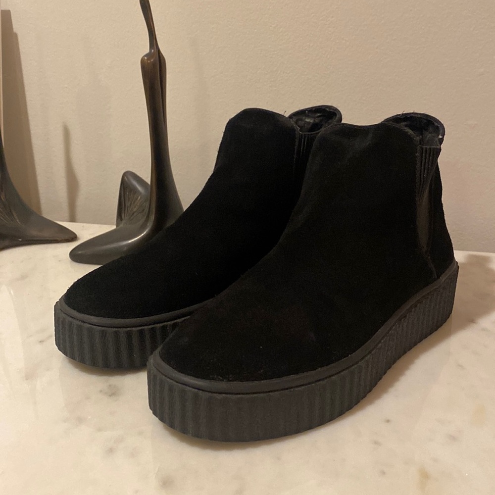J Slides high top Chelsea boot creeper sneaker black suede womens size 7
